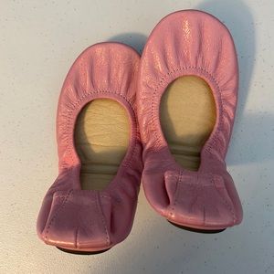 Storehouse flats size 7